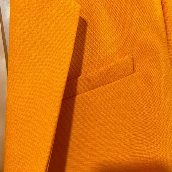 NWOT Babaton Aritzia orange size medium long blazer jacket - Picture 2 of 15